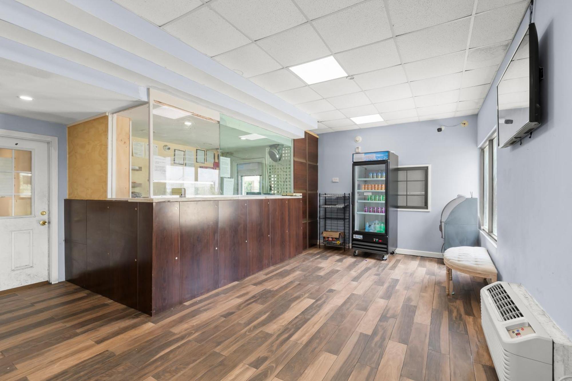 Travel Inn & Suites Humble Bagian luar foto