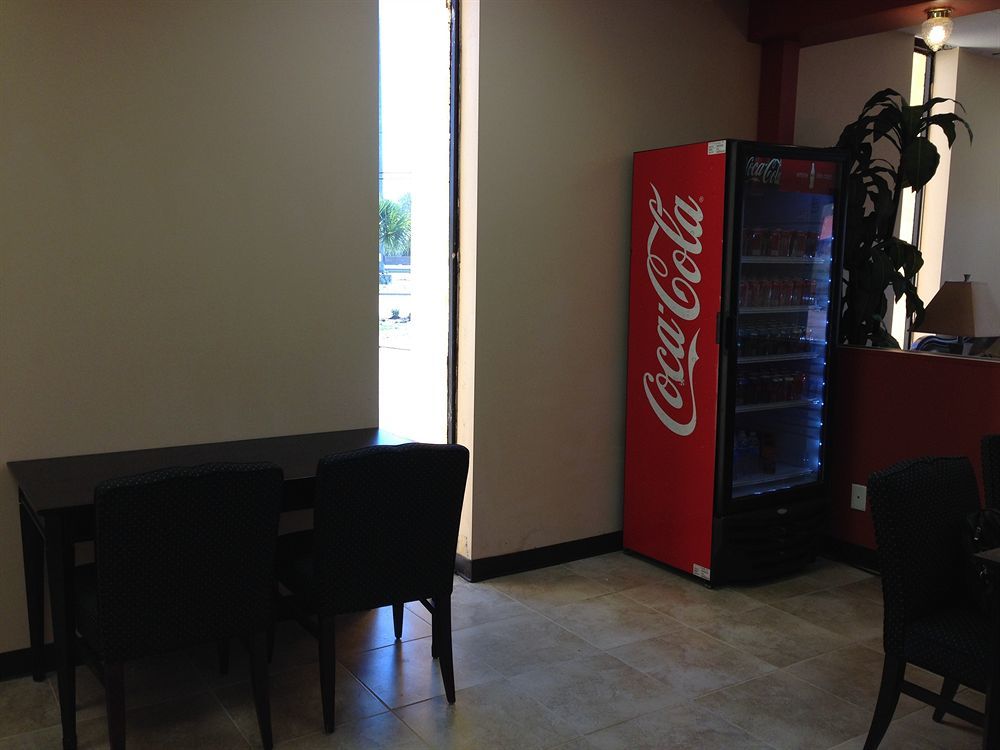 Travel Inn & Suites Humble Bagian luar foto